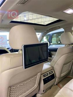 تۆیۆتا لاند کروزەر